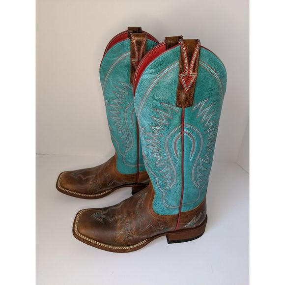 Macie Bean Western Boots - Picture 3 of 5